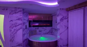 Azura Suites - Image 4