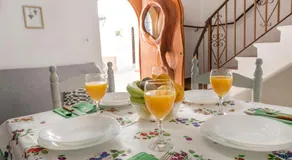 Encantadora casa de pueblo para 7 pax con gran Terraza - Image 2