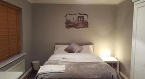 Haus Serviced Living - Image 2
