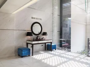 Iris Hotel - Image 3