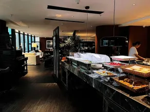 Hidden Time River View Hotel - Image 3