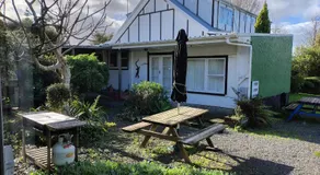 Purple Hen Country Lodge - Image 5