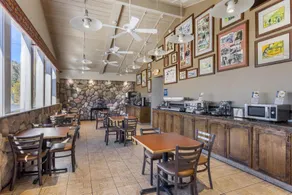 Best Western Frontier Motel - Image 3