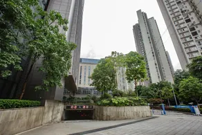 LanJin Hotel - Image 2