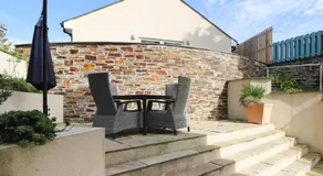 50m FROM THE BEACH, dogs welcome - Image 3