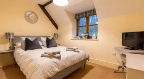 H Oxencombe Farm House - Image 4