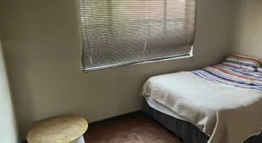 Home stay in Windsor west - Image 5