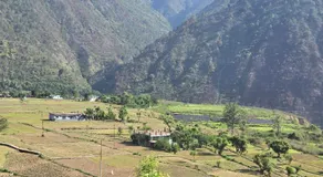 Devoshi Hotel and Restaurant - Image 5