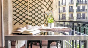 Livingstone by Bizflats Apartments near Plaça Espanya - Image 4