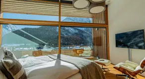 Luxury Panorama Apartment Tola - Image 2