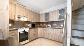 An Entire Spacious House near to the City Centre - Image 5