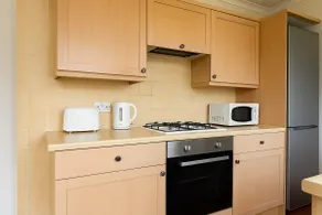Spacious London Home | Private Garden & Fast Wi-Fi - Image 3
