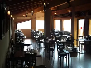 La Garbinada Hotel - Image 3