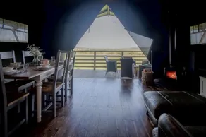 Worms Head Glamping Tent - Llangennith - Image 3