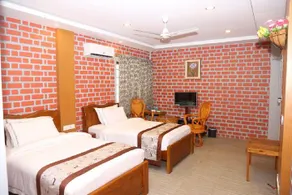 GK Hill View Resort - Image 2