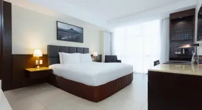 The B Hotel Alabang - Image 2