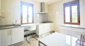 GALIHOST - Casa con jardín en Cambados - Image 4