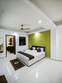 Grand Resort - Image 2