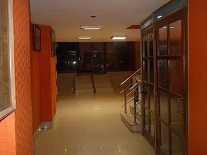 The Raj Deluxe - Image 4