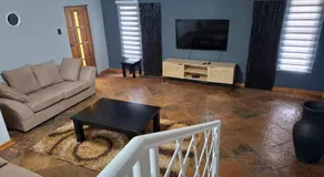 Junior's inn place - Image 2