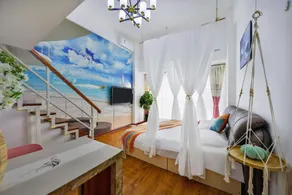Huayu Loft Apartment Hotel - Image 5