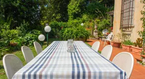 Caligo B&B Secret Garden Villa Room vicino alle Cinque Terre - Image 3