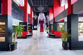 Anezi Tower Hotel & Apartments - Image 2