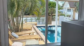 Penn house with shared pool - Image 3