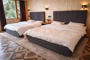 Harshil Pinewood Homestay - Image 2
