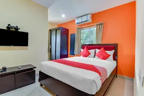Hotel Sai Crystal - Image 2