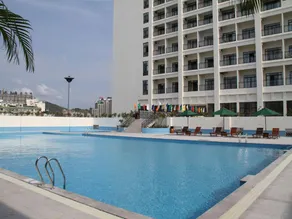 Sanya Yellow River Kyoto Hotel - Image 4