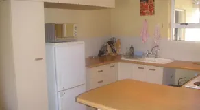 Waterside Living MC03 - Image 5