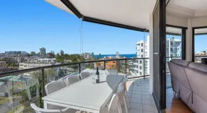 Mariners Unit 11 Kings Beach QLD - Image 3
