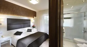 Hotel Eros - Image 2