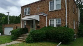 834 Happy Home -Peaceful Private RMs with Laundry - Image 3
