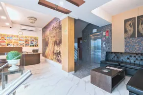 Hotel La Vista - Image 3