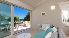 Apartment PORTAPISANA just 50m from the beach - Image 2