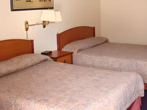 Wesley Inn & Suites - Image 3