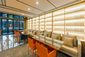 Days Inn Select Wyndham Hotel (Kunming Dianchi Convention and Exhibition Center) - Image 4