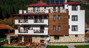 Trigrad Hotel - Image 2