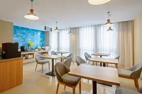 Home Inn Neo Chengdu Century City New Convention and Exhibition Center Metro Station - Image 3