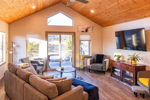Lakeshore Lodging Suites - Image 2