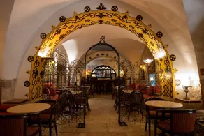 Gloria Hotel - Image 5