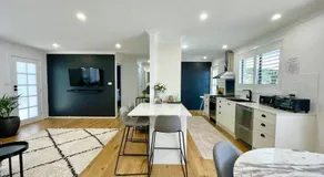 Henderson House - Image 3