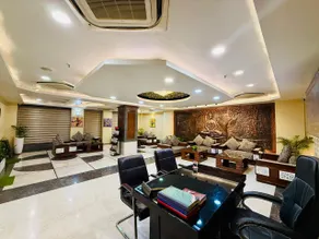 The Red Velvet Hotel Samarpan - Image 3