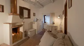 Agriturismo Borgo di Campagna Il Tesoro - Image 3