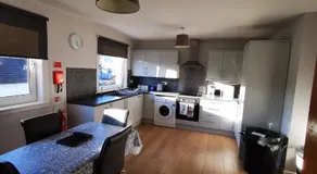 Newtown Apartments - Image 4