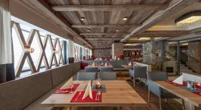 Superior Hotel Edelweiss - Image 4