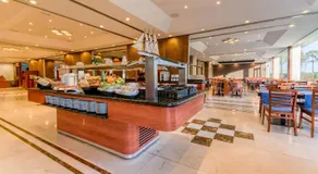 Hotel Puerto Bahía & Spa - Image 2