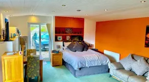 Self Contained Countryside Holiday Home - Image 2